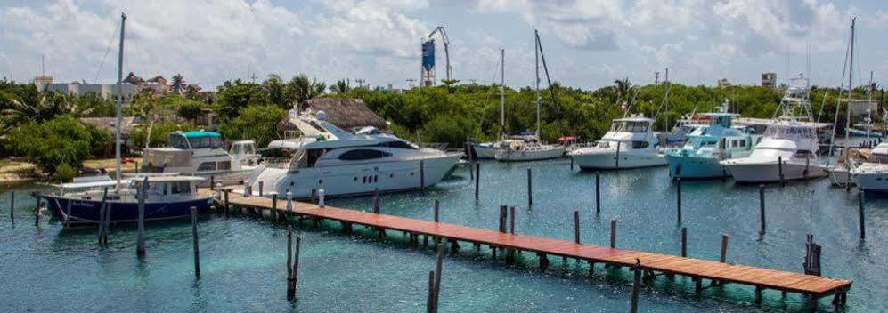 Marina Paraiso Isla Mujeres Hotel Exteriér fotografie